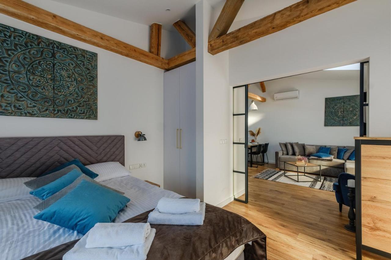 Rezydencja Ornak 5 - Stylowe Apartamenty Z Balkonami I Jacuzzi, 5 Min Pieszo Do Krupowek, Izby Podhalanskie 扎科帕内 外观 照片