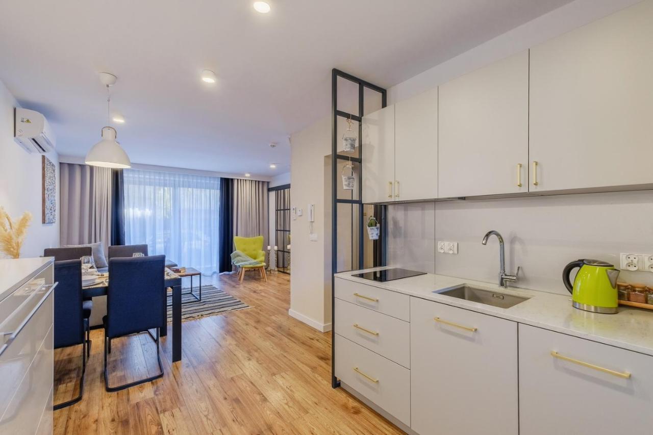 Rezydencja Ornak 5 - Stylowe Apartamenty Z Balkonami I Jacuzzi, 5 Min Pieszo Do Krupowek, Izby Podhalanskie 扎科帕内 外观 照片