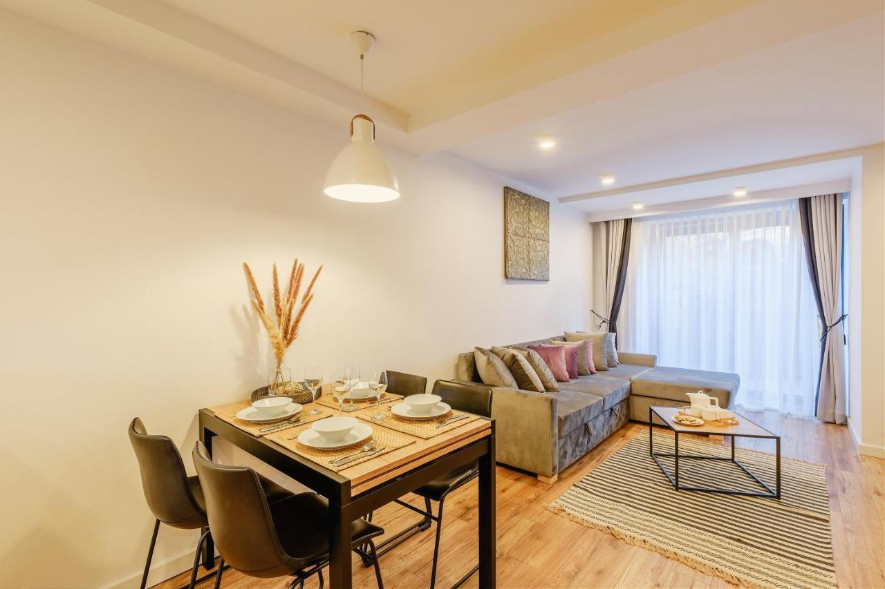 Rezydencja Ornak 5 - Stylowe Apartamenty Z Balkonami I Jacuzzi, 5 Min Pieszo Do Krupowek, Izby Podhalanskie 扎科帕内 外观 照片