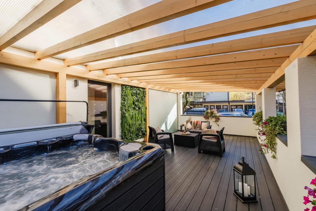 Rezydencja Ornak 5 - Stylowe Apartamenty Z Balkonami I Jacuzzi, 5 Min Pieszo Do Krupowek, Izby Podhalanskie 扎科帕内 外观 照片